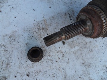 фото thumb №9, Toyota avensis t25 рестайлинг 06-09 2.2 d-cat полуось правая