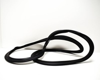 фото thumb №2, Vw cc 358 rear trunk lid ущільнювач 3c8827705b5ap