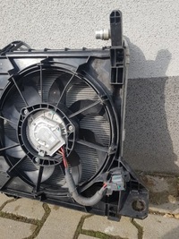 фото thumb №4, Комплект радіатор tesla model s перевірений справні