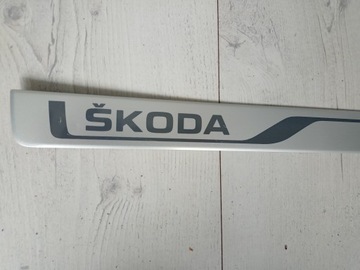 фото thumb №2, Octavia iii 5e планка порогова права накладка