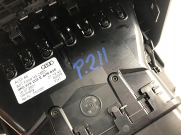 фото thumb №10, Панель решётка воздуховод зад audi e-tron 50 4k0819203e