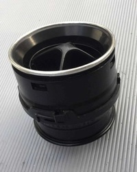 фото thumb №5, Mercedes-benz w123 1982 решётка обдув панели