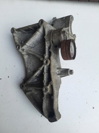 фото thumb №3, Кронштейн генератора renault laguna ii 8200183234