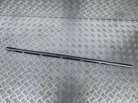 фото thumb №1, Молдинг ущільнювач правий перед ceed iii lift 21-