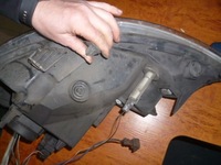 фото thumb №3, Лампа права перед renault trafic ii 8200701356