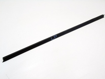 фото thumb №1, Ущільнювач скла прокладка скла двері лівий перед citroen c3 i 2004 2002-2007