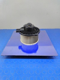 фото thumb №1, Mazda 3 вентилятор повітродувка обдув 8940000