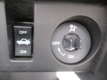 фото thumb №6, Бардачок пассажира infiniti g37 купе 2008-2013