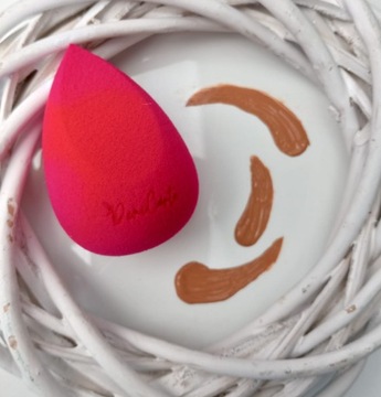 GĄBKA DO MAKIJAŻU RÓŻOWA BLENDER DO PODKŁADU SPONGE BEAUTY BLENDER