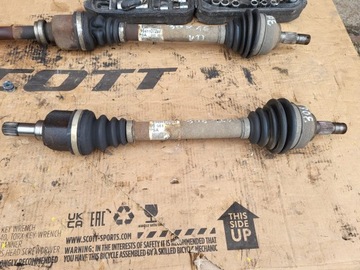 фото thumb №1, Peugeot 308 t7 1.6 vti піввісь ліва