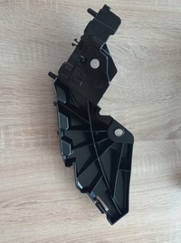 фото thumb №1, Ковзун бампера лівий зад golf viii універсал 5h9807393e