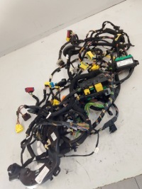 фото thumb №1, Peugeot 308 t9 жгут электропроводка салона