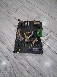 фото thumb №1, Коробка модуль peugeot оригінальний номер 9655708380