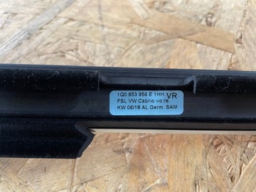 фото thumb №8, Vw eos планка накладка стёкла хром прокладка перед правая 1q0853956e