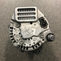 ГЕНЕРАТОР ПЕРЕМЕННОГО ТОКА KUBOTA D722 D1005 V1405 V1305 V1505 DENSO 16241-64011 12V