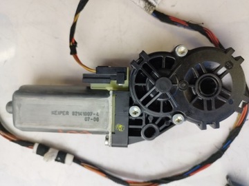 фото thumb №10, Audi q7 4l 07r двигунчик регулювання сидіння 0390203225