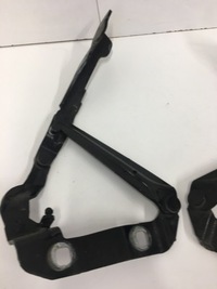 фото thumb №15, Петля крышки багажника vw new beetle 98-10 1c0823301g 1c0823302g