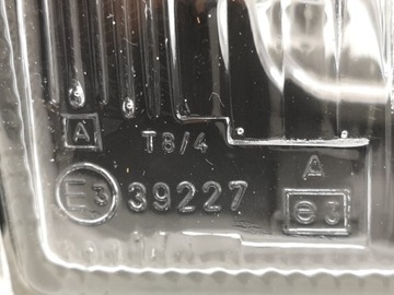 фото thumb №10, Лампа правий перед lancia prisma 1983-1989 магніт 82410798 / lpa651