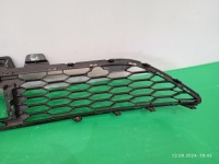 Купити Решітка середня бампера перед dacia sandero 3 622545973r, фото thumb