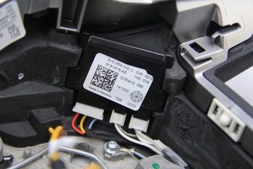 фото thumb №10, Оригинальная руль vw golf 8 viii gti кожа лепестки касание красная nić