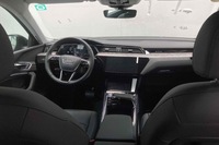 фото thumb №11, Audi e-tron тримач чашки 4ke862533d 6ps чорний soul 4ke971641 etron тунель