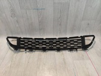 Bmw x1 f48 решётка средняя бампера перед 7354773 Недорого, фото thumb