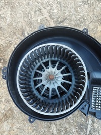 фото thumb №3, Повітродувка обдув резистор range rover evoque i lift l538