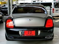 фото thumb №1, Задня задня чверть чверть крила bentley flying spur 1