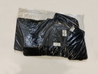 фото thumb №10, Mercedes коврики велюровые glb 247 x247 a2476801706