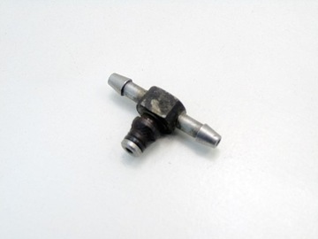 фото thumb №1, Штуцер перелив пального 1.9 cdti astra h vectra c zafira signum saab 9-3 bls