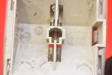 фото thumb №7, Лампа освітлення інтер'єру зад 4f9947123 audi a6 c6 04-08