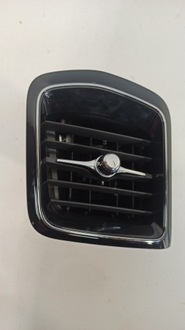 фото thumb №1, Volvo v60 решітка обдув консолі ліва 31477272