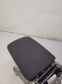 фото thumb №6, Подлокотник перед audi a4 b9 8w0864283a