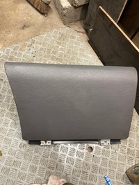 фото thumb №1, Бардачок пасажира капот range rover ii p38 eu