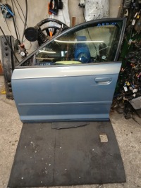 фото thumb №1, Audi a3,8p.drzwi левая передние lx5x полный