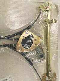 фото thumb №6, Механизм подъемник окон набор mazda 121 lx 93-96 новый oryg mz00++0152