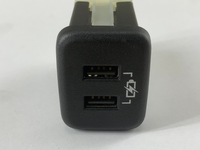 фото thumb №1, Opel insignia b роз'єм usb задня 13598459