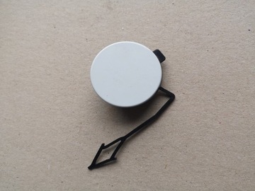 фото thumb №1, Заглушка бампера зад vw arteon 3g8807441 біла