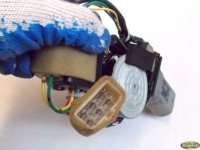 фото thumb №4, Mazda 626 gf 2.0 98r - моторчик люк