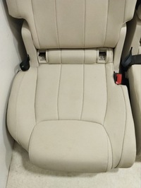 фото thumb №14, Mercedes-benz eqb 2023 сидіння, сидіння