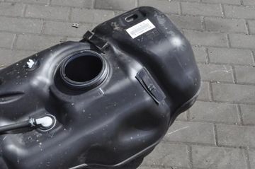 фото thumb №8, Suzuki jimny iv 1.5 бак пального bak 89101-77r0