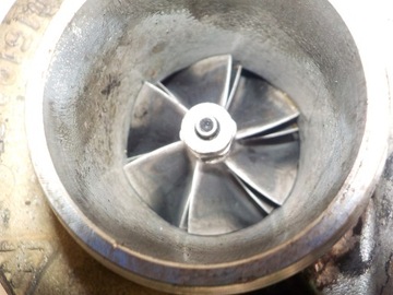 фото thumb №8, Land rover 2.7 tdv6 турбонагнетатель турбина 53049700069