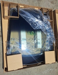 фото thumb №1, Tesla x скло лобове перед нова 1582503-00-d 2022