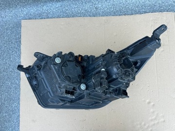 фото thumb №9, Лампа права передня ssangyong tivoli 8310235b00 познань