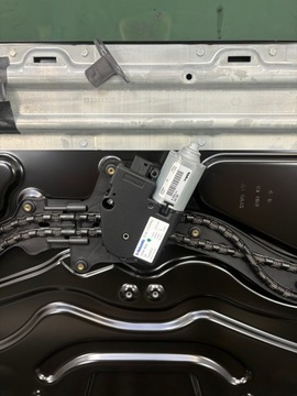 фото thumb №9, Bmw f01 f02 люк стеклянный крыша оригинал очень ухоженный