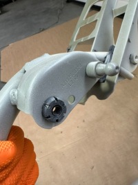 фото thumb №7, Петли крышки задняя, багажника, петля левый, правый mercedes w213 sm c623