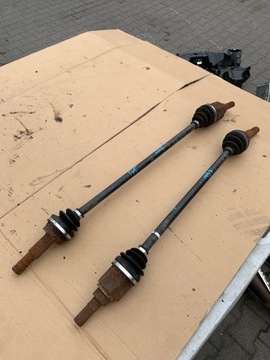 фото thumb №1, Піввісь зад infinity qx50 2.0t 4x4