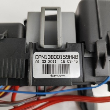 фото thumb №9, Volvo v70 2011 коробка предохранителей / комплект