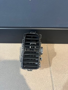 фото thumb №1, Citroen c5 aircross решітка повітропровід права 9817118477