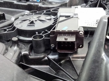 фото thumb №4, Alfa romeo stelvio qv подъемник стекла зад правый